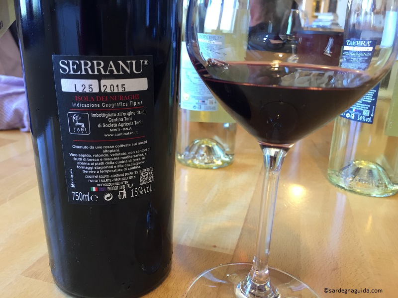 SERRANU2015 ヴィーニタリー最優秀赤ワイン